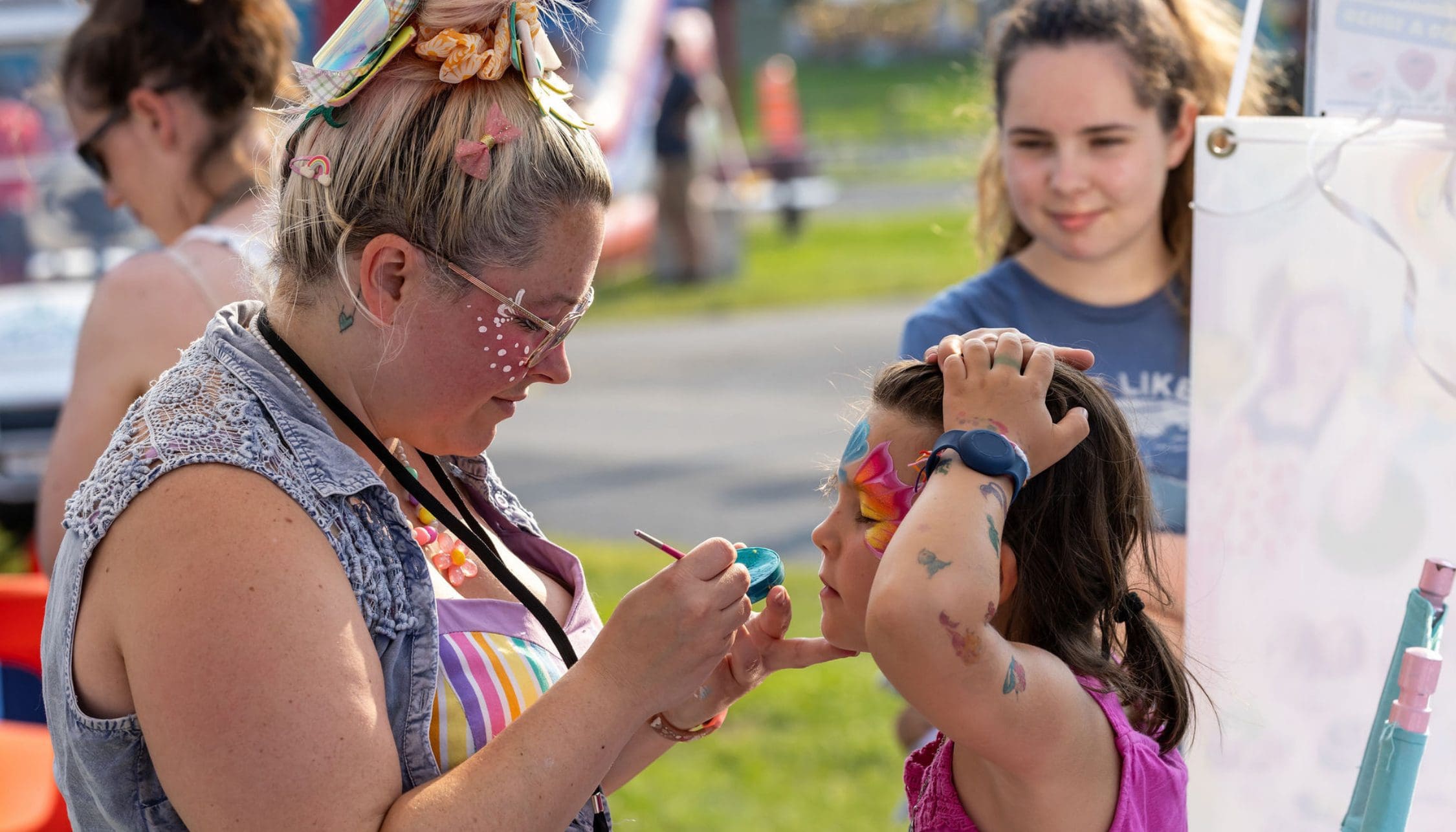 Maquillage festif Lévis 2026