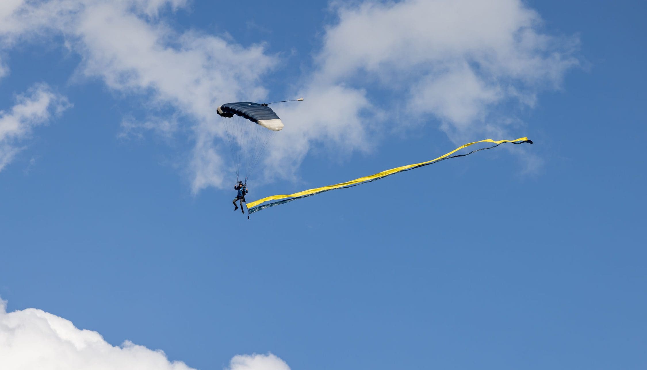 Parachutistes Festivent 2026